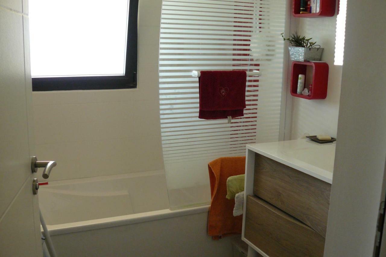 Chambre Chez L'Habitant Hauteville-sur-Fier Exterior photo